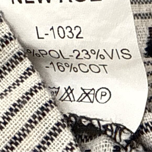 New Age Women’s Black & White High-Low Shirt With Striped Pattern Sz M/L - Picture 8 of 9